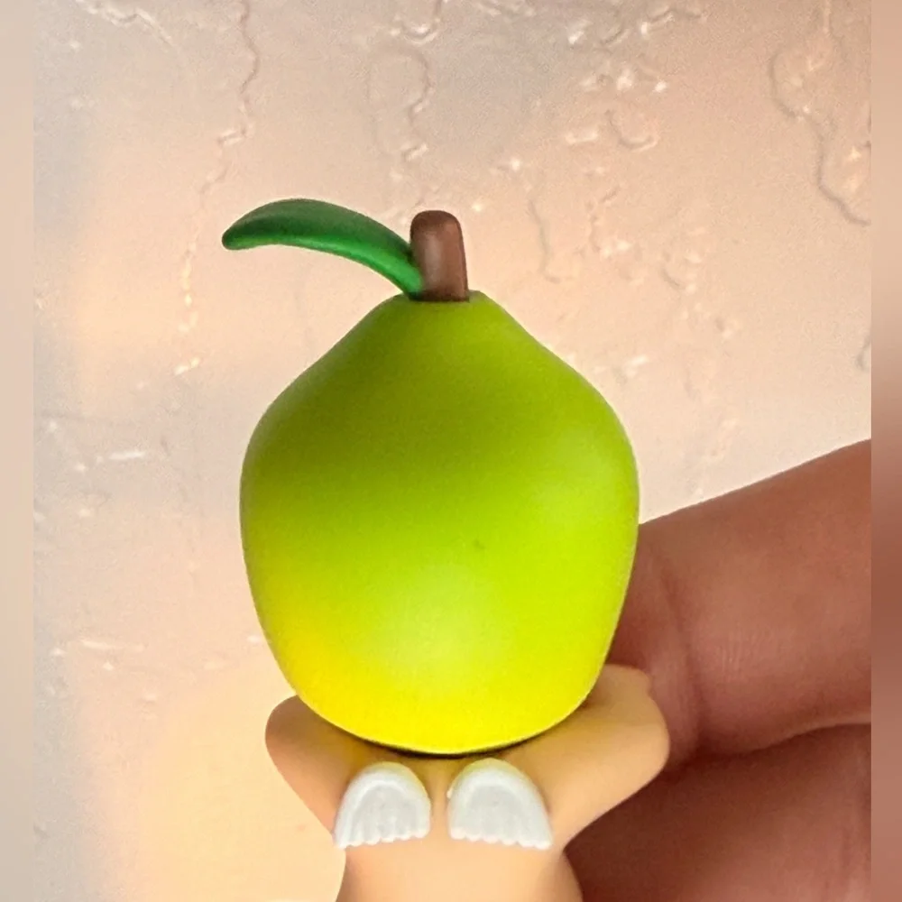 Sonny Angel Harvest Hipper Pear